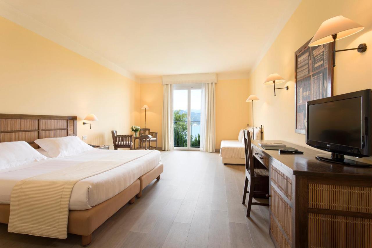Punta San Martino Hotel Arenzano Exterior photo