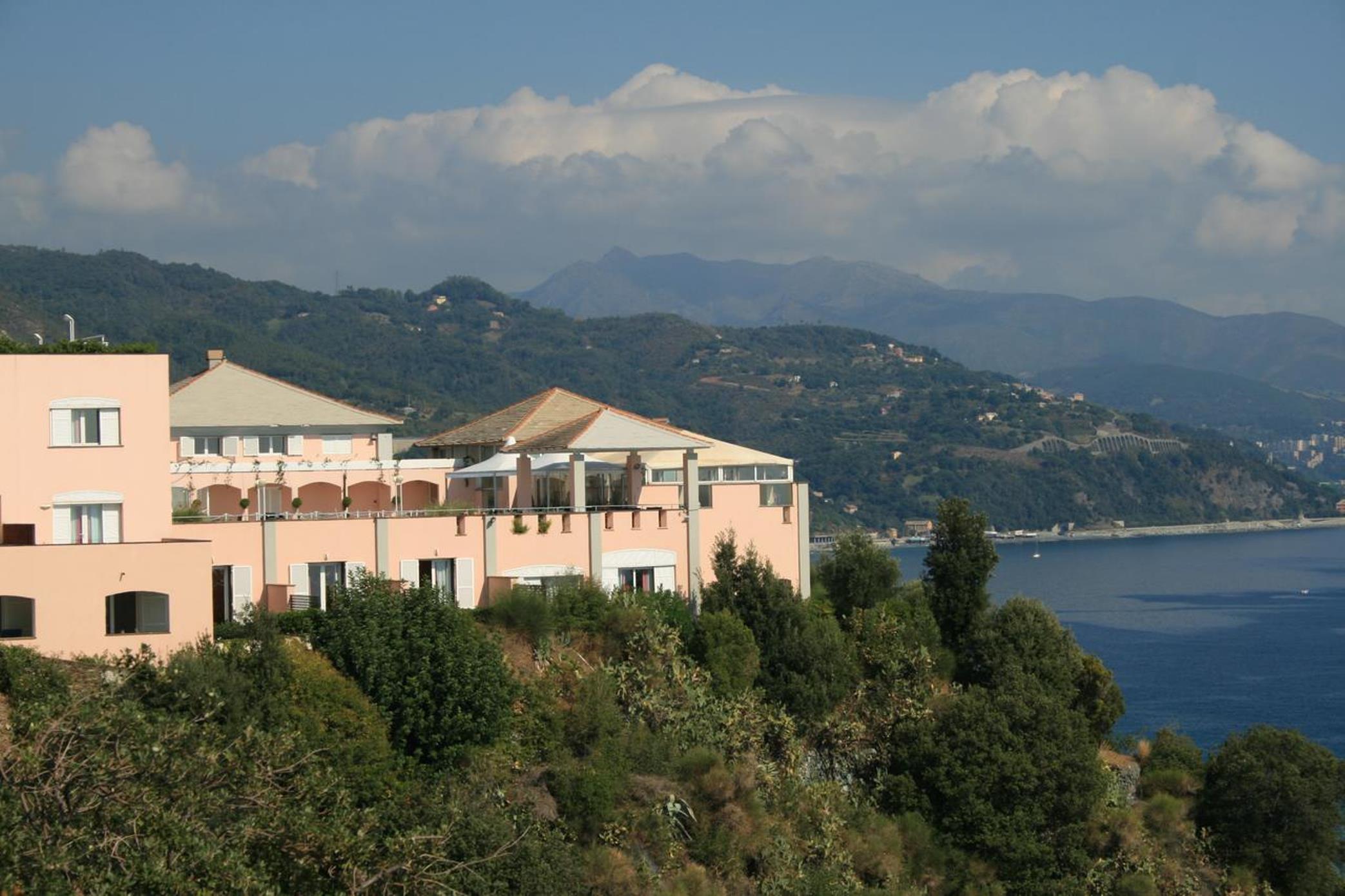 Punta San Martino Hotel Arenzano Exterior photo